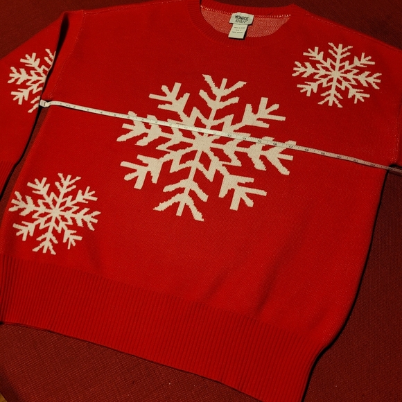 Red Christmas Sweater - Picture 6 of 11